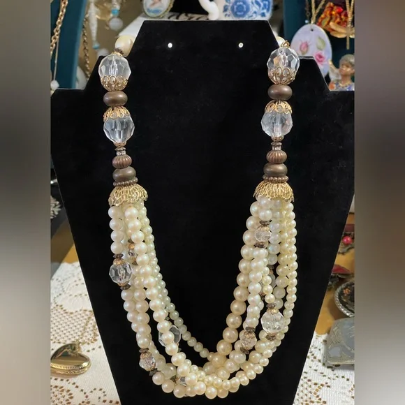 Vintage faux pearl multi strand necklace - Picture 1 of 2